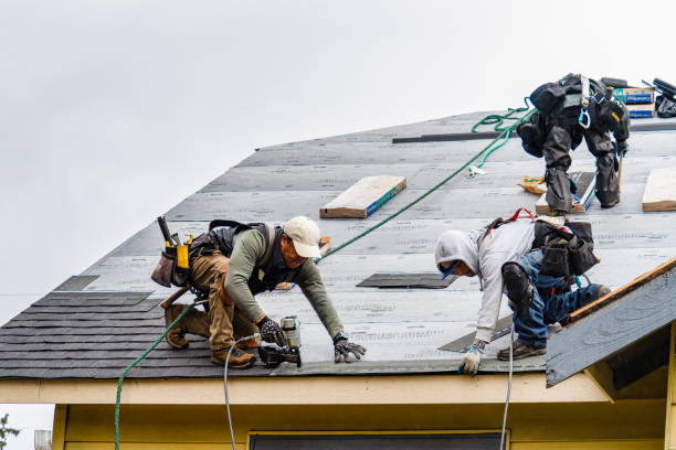 Professional Gutter Installation technician working in Unionville, NY